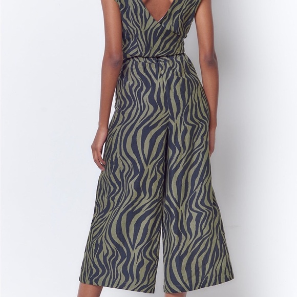 Anthropologie Linen Blend Corey Lynn Calter Onyx Wrap Jumpsuit in Zebra Size XS - Picture 2 of 9